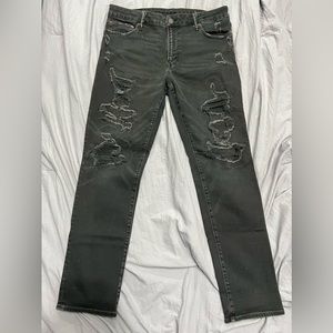Men’s black American Eagle jeans in a size 33x30.